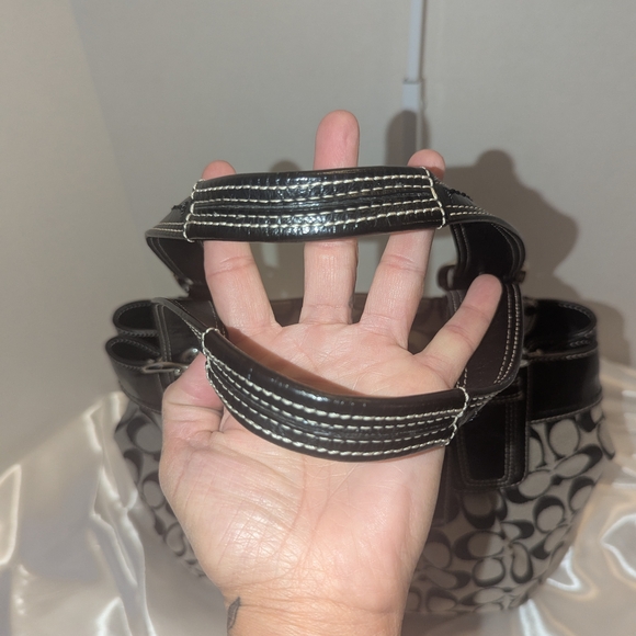 Coach Black and Gray Shoulder Bag with Signature Pattern - Picture 5 of 12